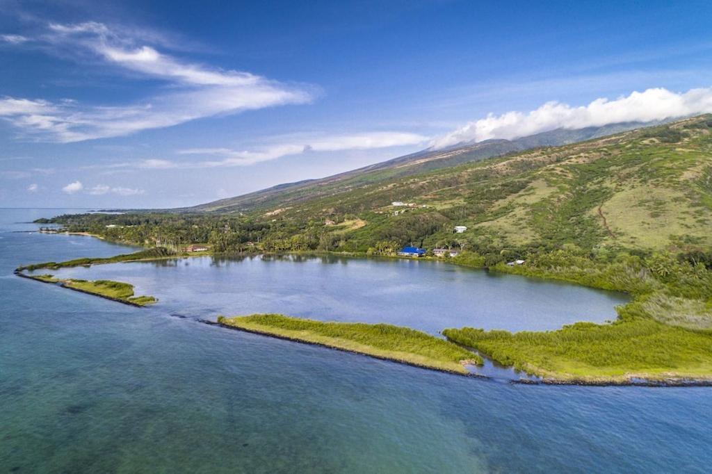 Molokai Island Retreat With Beautiful Ocean Views And Pool - Newly Remodeled! Apartment Ualapue Екстериор снимка
